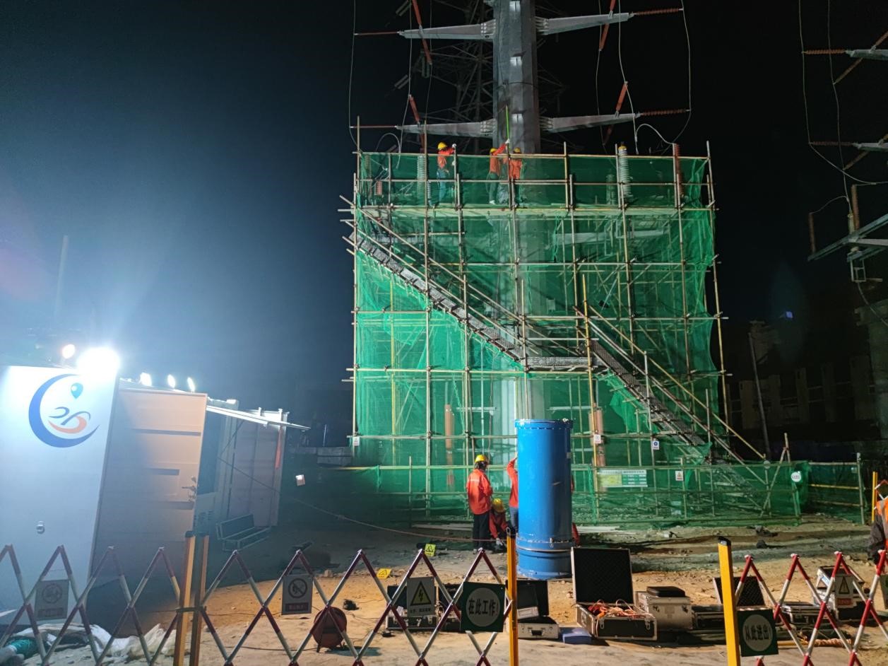 西藏華東無畏艱險(xiǎn)、客戶至上、連續(xù)奮戰(zhàn)24小時，勝利完成調(diào)試工作